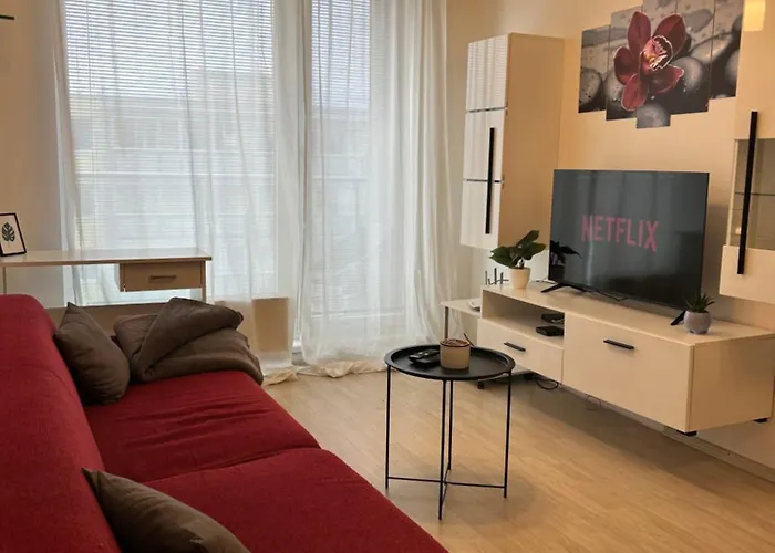 Ar London House * コシツェ